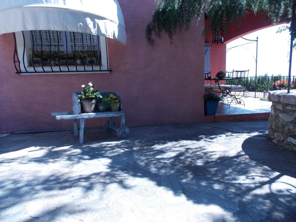 Le Mas De L'Aighetta Bed & Breakfast Èze Dış mekan fotoğraf