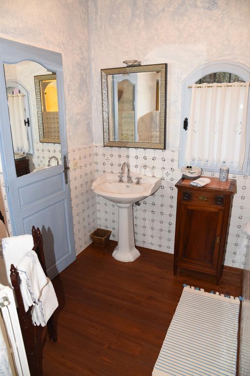 Le Mas De L'Aighetta Bed & Breakfast Èze Dış mekan fotoğraf